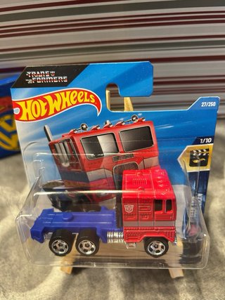 Hotwheels Optimus Prime Transformers