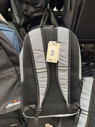 Mochila Ellesse Gris y Negra - NUEVAS!