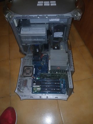 Torre Apple Power PC G4 Plata