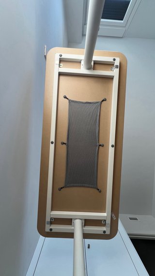 Escritorio IKEA Bekant 140x60 cm – Madera / Blanco