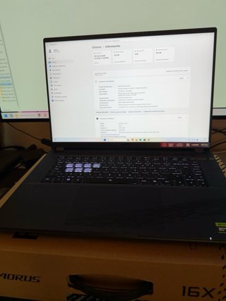 PC Portátil Gigabyte AORUS 16X i7-13650HX RTX 4060
