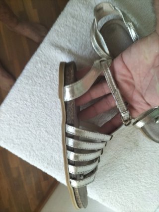 Sandalias planas mujer.