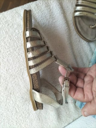 Sandalias planas mujer.
