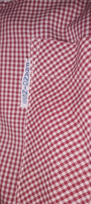 Camisa de cuadros roja y blanca