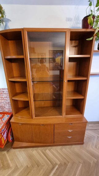 Mueble salón: librería, vitrina y mueble bar