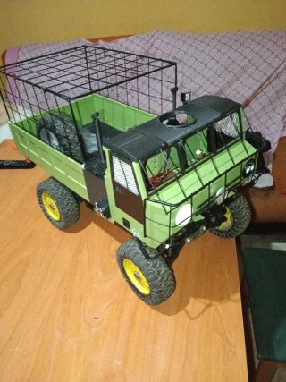 Camión RC 4x4 Brushless