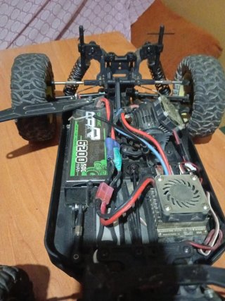 Camión RC 4x4 Brushless