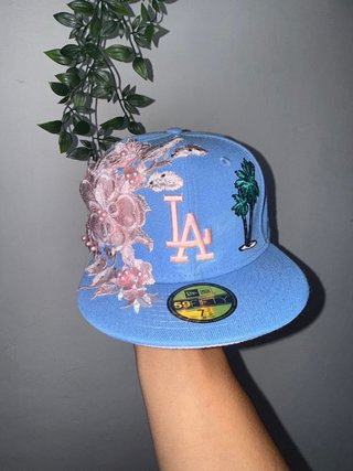 Cappello New Era custom fiori rosa e azzurro