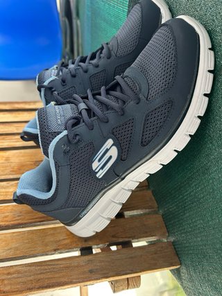 Zapatillas Skechers Azul Marino y Blanco