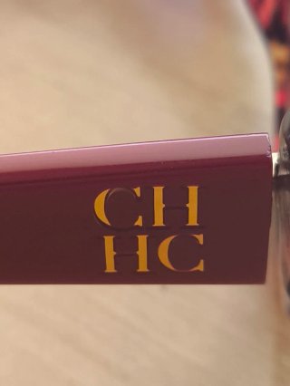 Elegantes Gafas de sol Carolina Herrera Impecables