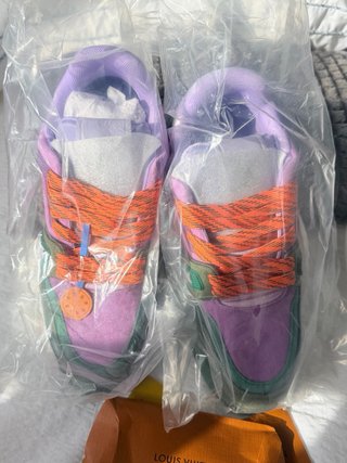 Zapatilla Deportiva Verde y Morada