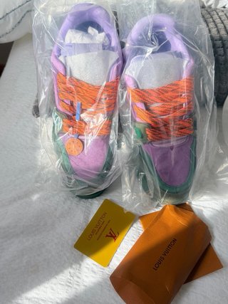 Zapatilla Deportiva Verde y Morada