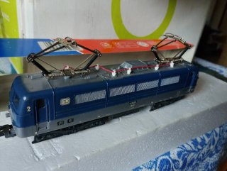 Locomotora Eléctrica Lima Txis E410 ho