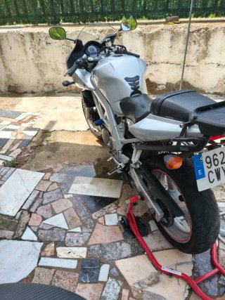 Suzuki SV 650 S Plata