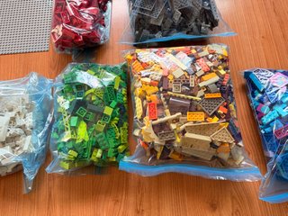 Lego Clásico: Lote de miles de piezas variadas