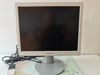 Pantalla Sony TFT  de 15 pulgadas