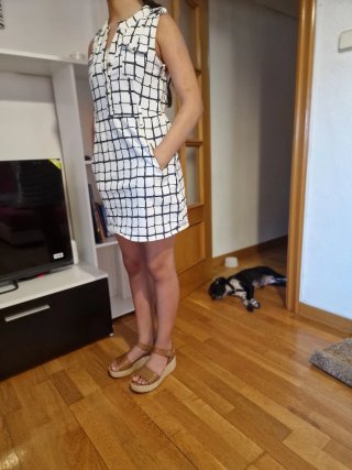 Vestido corto cuadros blanco y negro