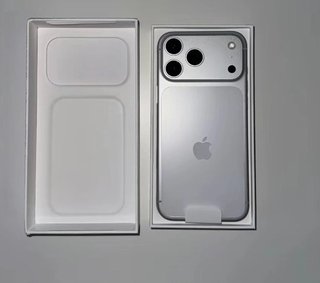 iPhone 17 pro max silver 256 g