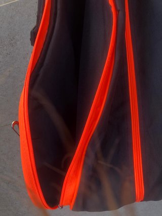 Paletero Bullpadel Tourline Negro/Naranja