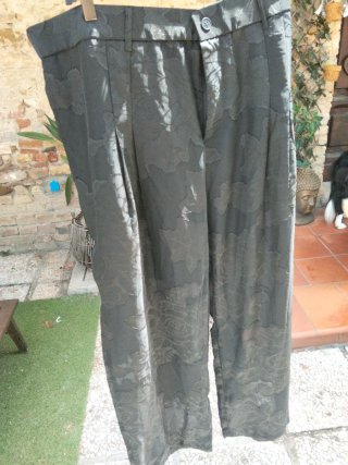 Pantaloni eleganti in pizzo nero
