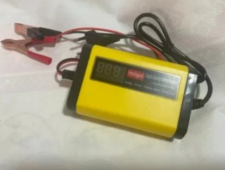 Cargador Batería Coche 12V