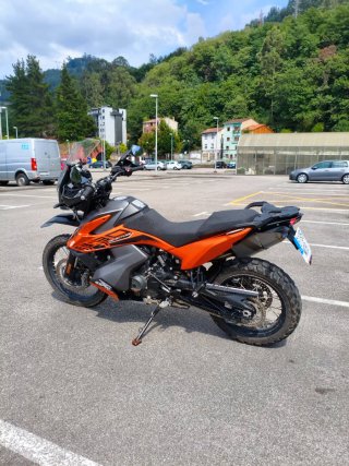 KTM 890 Adventure (2022) - Impecable