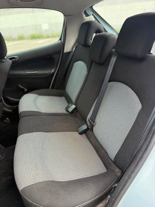 Peugeot 206 2005
