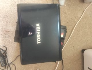 Portátil Toshiba Negro