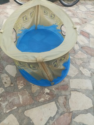 Barco infantil plegable para juegos