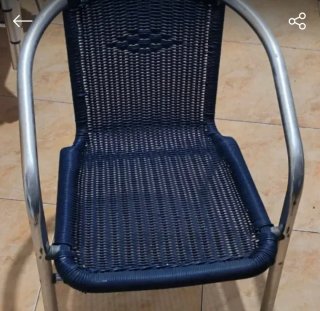 Sillas de terraza verdes para hostelería