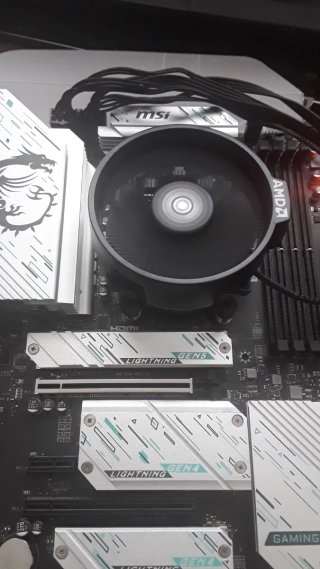 MSI X670E Placa Base