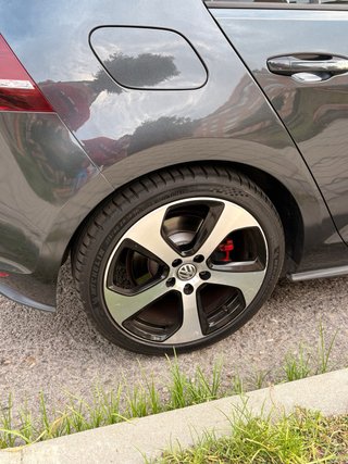 Llantas 18 Golf GTI Austin se aceptan cambio