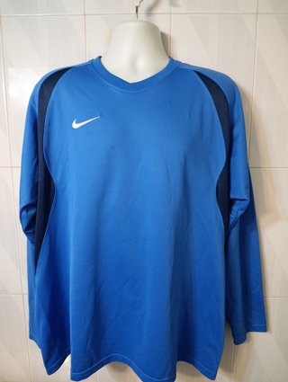 Se busca vendedora ropa vintage en Lleida.