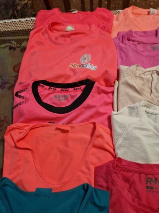 Lote 10 Camisetas Deportivas Tallas XS-S