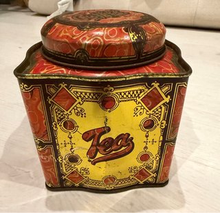 Scatola da tè vintage in latta (Hong Kong)