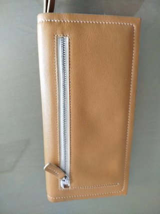 Billetera Adolfo Dominguez beige