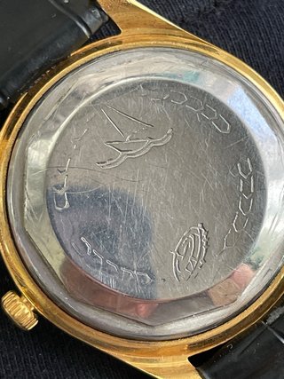 Reloj Cernos Automático Dorado Negro