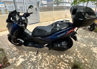 Yamaha X-max 400 ABS