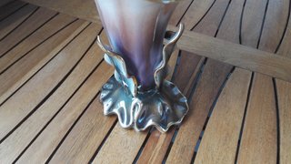 Jarrón de cerámica con forma de cala