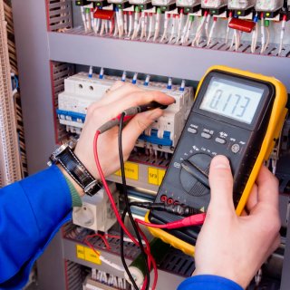 Electricista Reparación de Averías Cortocircuito