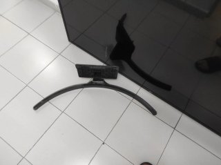 Smart TV LG 65UK - Pantalla Rota