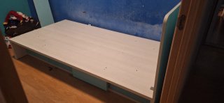 Cama infantil con cajones y escritorio