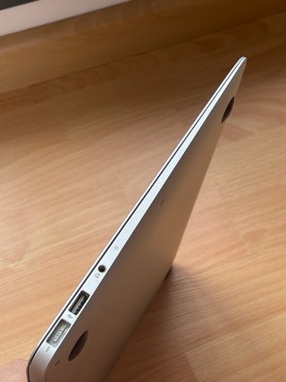 MacBook Air 13 (2010) A1369 Plata