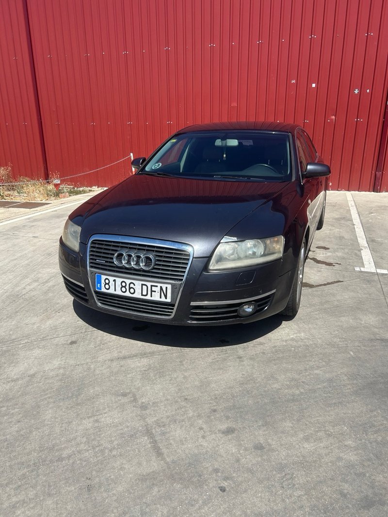 Audi A6 2005 - foto 1