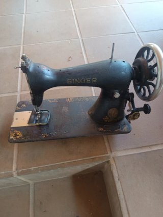 Máquina de coser Alfa y Singer
