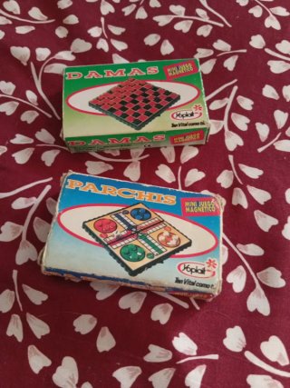 Juegos de viaje vintage Damas y Parchís