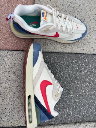 Nike Air Max Dawn Talla 42 Nuevas