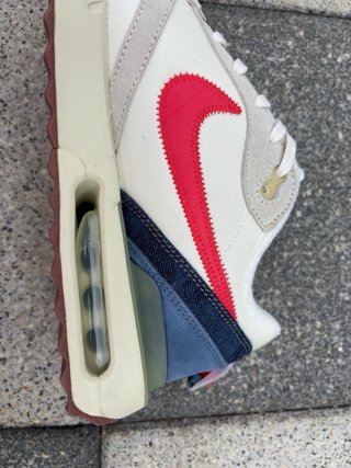 Nike Air Max Dawn Talla 42 Nuevas