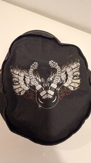 Gorra Viva Elvis Cirque du Soleil Negra y Dorada