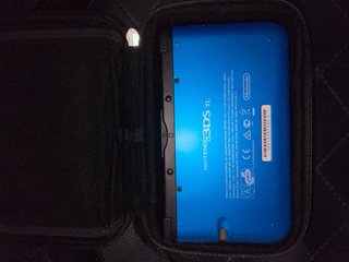 Nintendo 3DS XL Negra con funda